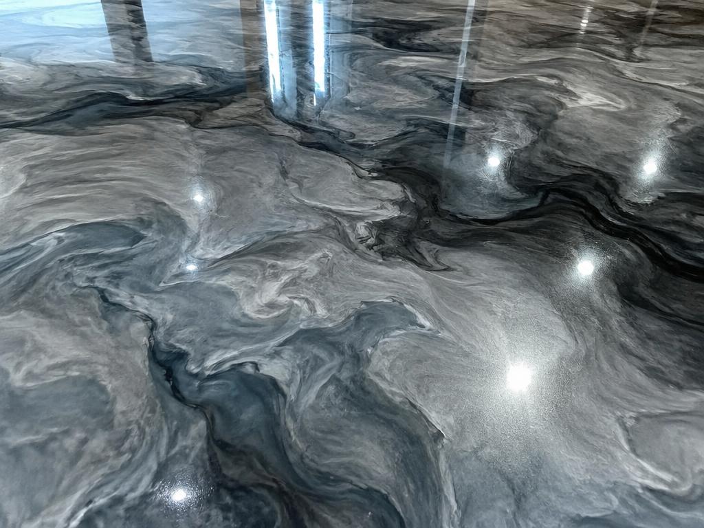 Metallic epoxy finish